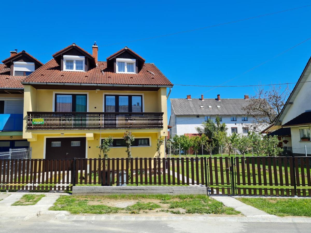 Gyoengyvirag Apartman Lenti Buitenkant foto