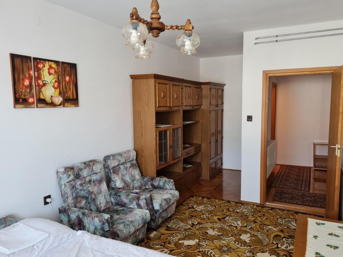 Gyoengyvirag Apartman Lenti Buitenkant foto